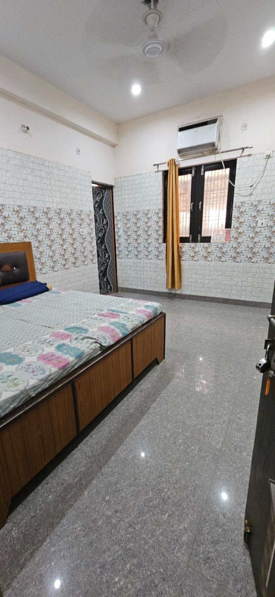 Shri Jagannath Dham Hotel Vrindavan Ngoại thất bức ảnh